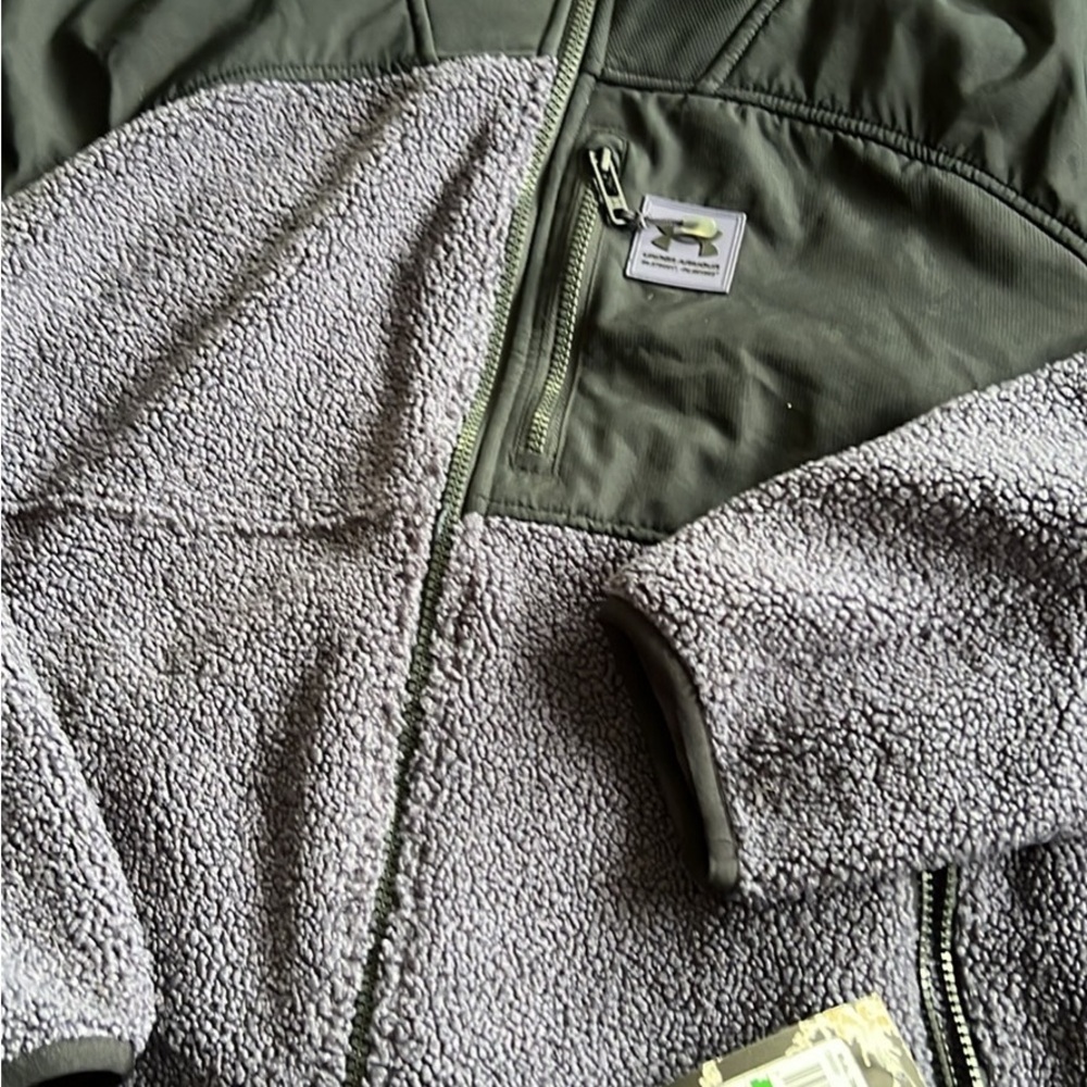Men’s under armour fleece